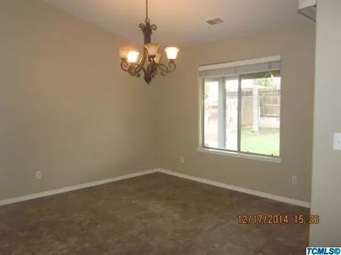 1251 E Davis Dr, Dinuba, CA 93618 photo 10