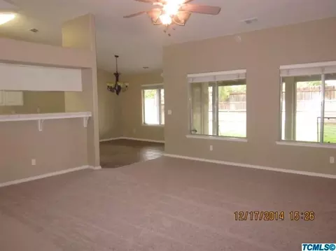 1251 E Davis Dr, Dinuba, CA 93618 photo 11