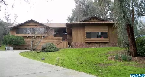 41043 Oakridge Dr, Three Rivers, CA 93271 photo 2