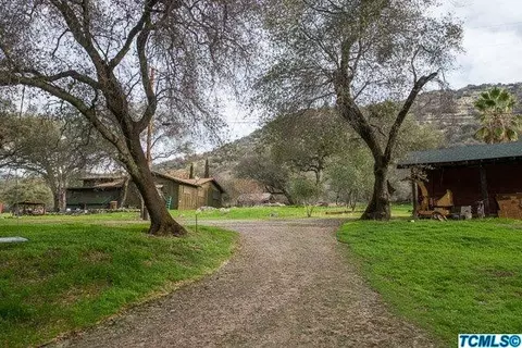 44252 N Fork Dr, Three Rivers, CA 93271 photo 9