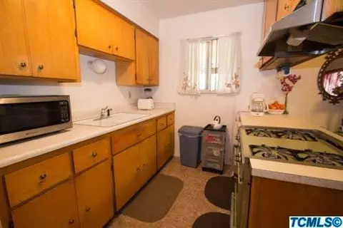 174 S Cedar Ave, Reedley, CA 93654 photo 9