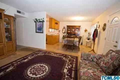 174 S Cedar Ave, Reedley, CA 93654 photo 6