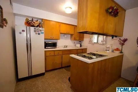 174 S Cedar Ave, Reedley, CA 93654 photo 8