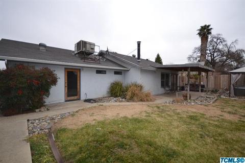 835 E Harold Ave, Visalia, CA 93292 photo 21