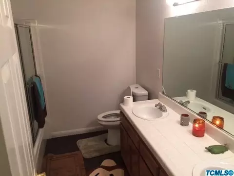 153 E Curtis Ave, Fowler, CA 93625 photo 3