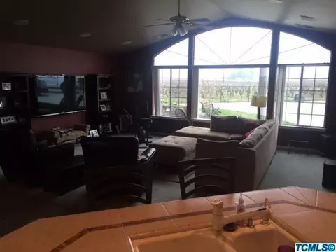 5700 E Nebraska Ave, Selma, CA 93662 photo 3