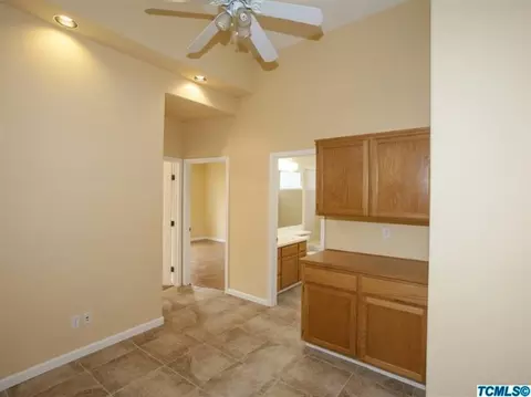 1648 E Dorothea Ave, Visalia, CA 93292 photo 10