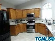 268 E Jackson Ave, Tulare, CA 93274 photo 4