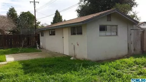611 E Cypress Ave, Visalia, CA 93292 photo 10