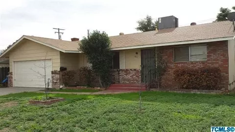 611 E Cypress Ave, Visalia, CA 93292 photo 2