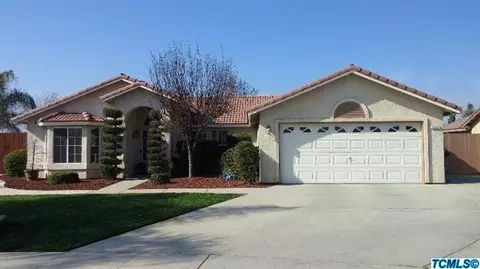 1121 Sequoia Ave, Lemoore, CA 93245 photo 1