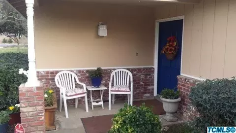 309 E Gannon Dr, Tulare, CA 93274 photo 5