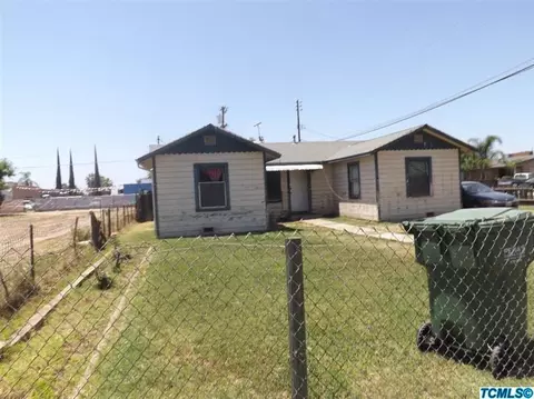40387 Ralph Rd, Cutler, CA 93615 photo 2
