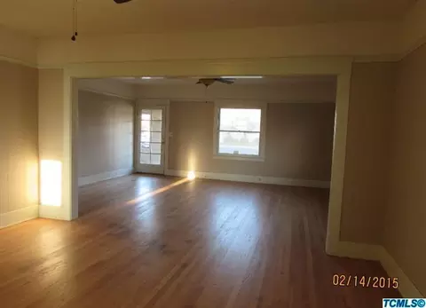 260 S D St, Exeter, CA 93221 photo 4