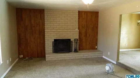 716 Westwood Dr, Exeter, CA 93221 photo 2