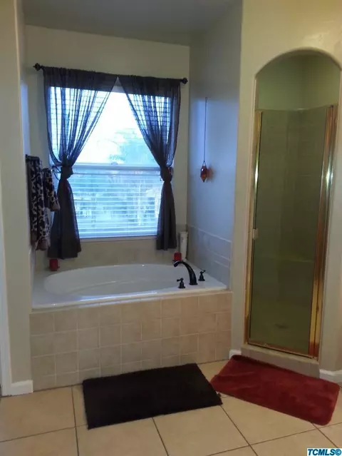 827 Oxford St, Exeter, CA 93221 photo 14