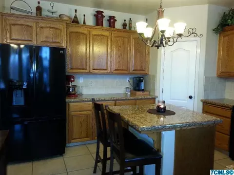 827 Oxford St, Exeter, CA 93221 photo 7