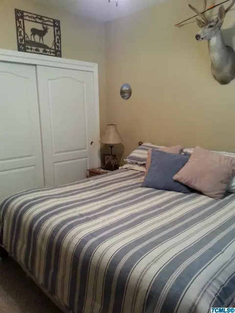 827 Oxford St, Exeter, CA 93221 photo 20