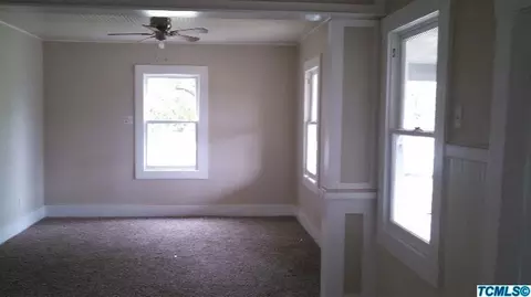 805 S Wright Way, Tulare, CA 93274 photo 7