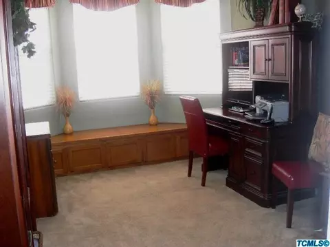 926 E Chestnut Ct, Visalia, CA 93292 photo 22