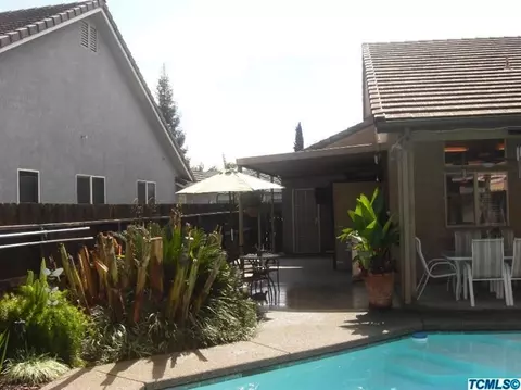 926 E Chestnut Ct, Visalia, CA 93292 photo 30