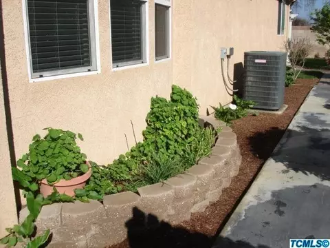 722 E La Vida Ave, Visalia, CA 93292 photo 36