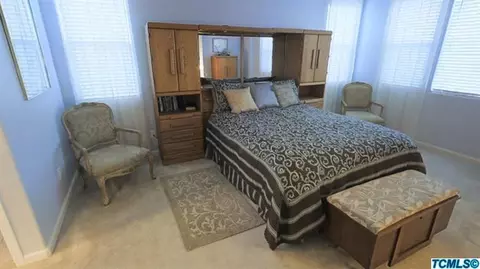 722 E La Vida Ave, Visalia, CA 93292 photo 13