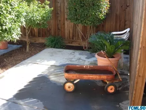 722 E La Vida Ave, Visalia, CA 93292 photo 32