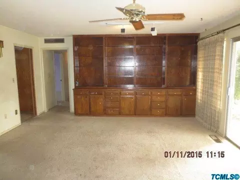 826 E Saginaw Ave, Dinuba, CA 93618 photo 8