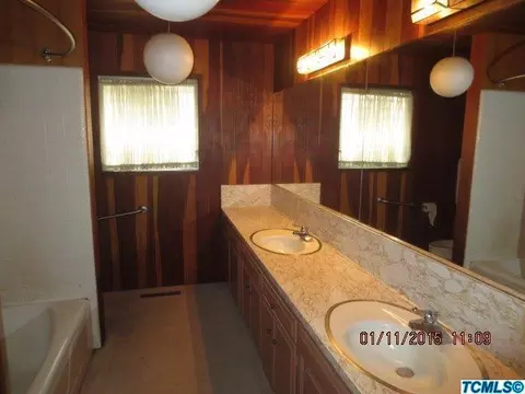 826 E Saginaw Ave, Dinuba, CA 93618 photo 17