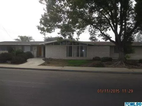 826 E Saginaw Ave, Dinuba, CA 93618 photo 1