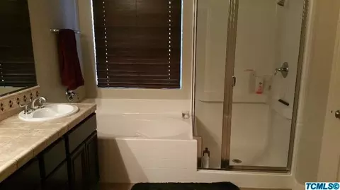 3710 E Harter Ct, Visalia, CA 93292 photo 14