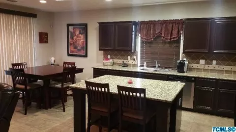 3710 E Harter Ct, Visalia, CA 93292 photo 8