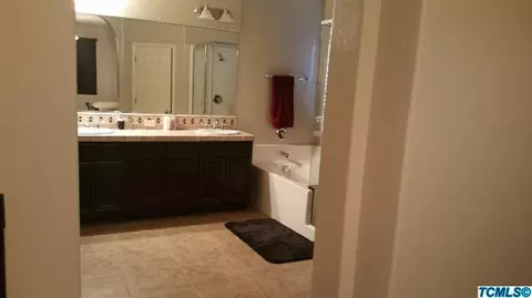 3710 E Harter Ct, Visalia, CA 93292 photo 13