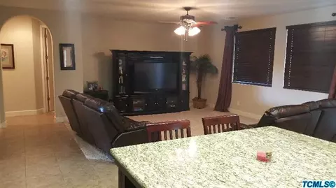 3710 E Harter Ct, Visalia, CA 93292 photo 9
