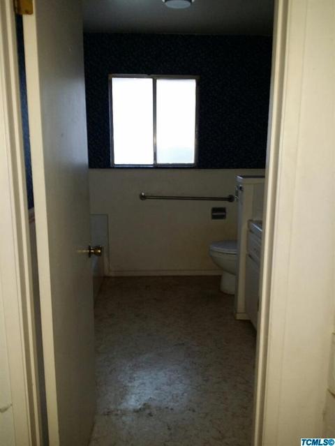 317 Valencia Dr, Exeter, CA 93221 photo 9