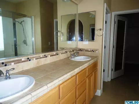 3731 E Seeger Ct, Visalia, CA 93292 photo 13