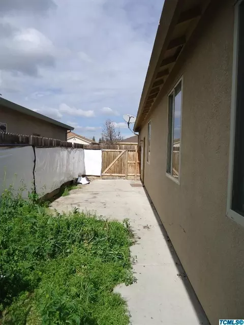 3731 E Seeger Ct, Visalia, CA 93292 photo 22