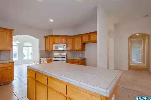 818 Park Place Dr, Exeter, CA 93221 photo 6