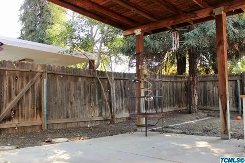 1741 E Westcott Ct, Visalia, CA 93292 photo 21