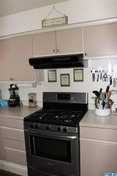 1741 E Westcott Ct, Visalia, CA 93292 photo 15