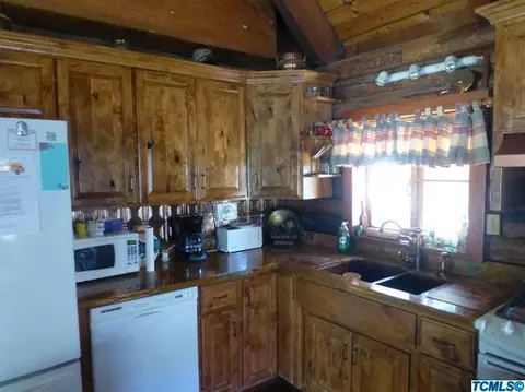44444 Sierra Dr, Three Rivers, CA 93271 photo 7