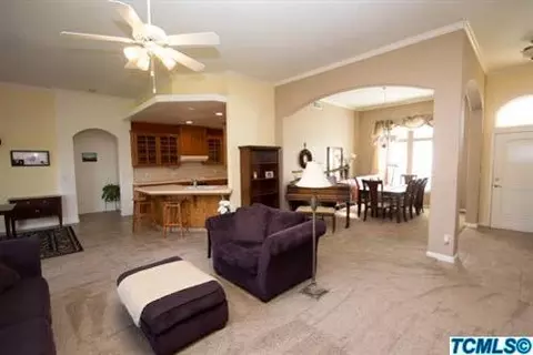 341 S Maple Dr, Reedley, CA 93654 photo 7