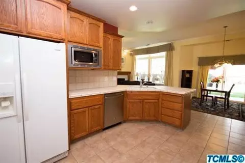 341 S Maple Dr, Reedley, CA 93654 photo 13