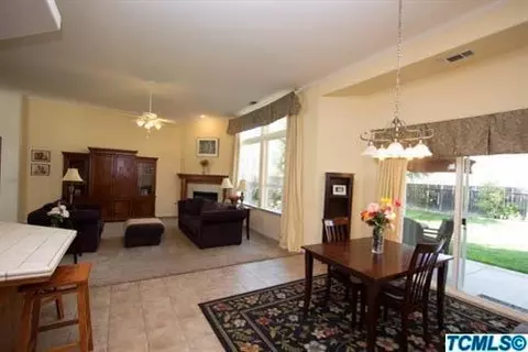 341 S Maple Dr, Reedley, CA 93654 photo 14
