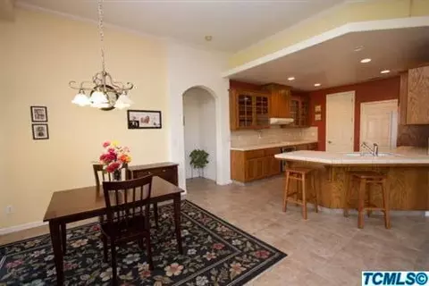 341 S Maple Dr, Reedley, CA 93654 photo 9