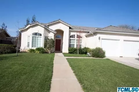 341 S Maple Dr, Reedley, CA 93654 photo 2