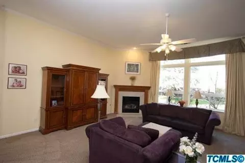 341 S Maple Dr, Reedley, CA 93654 photo 6