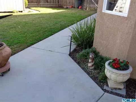 2820 E Seeger Ct, Visalia, CA 93292 photo 29
