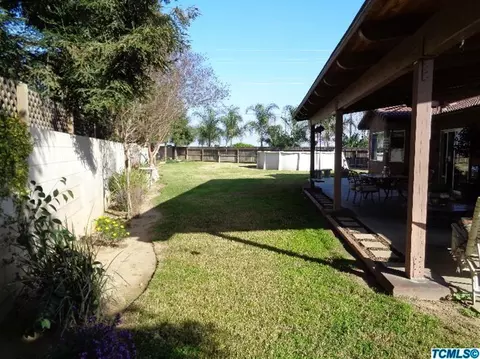 2820 E Seeger Ct, Visalia, CA 93292 photo 11